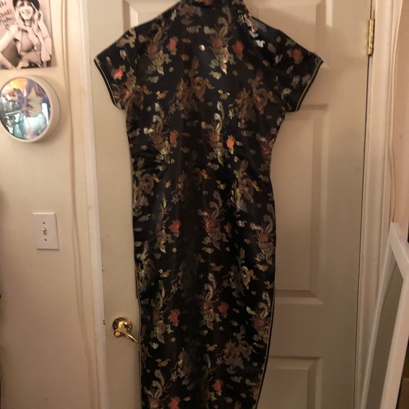 Halloween Authentic Chinese Dress - Picture 8 of 10